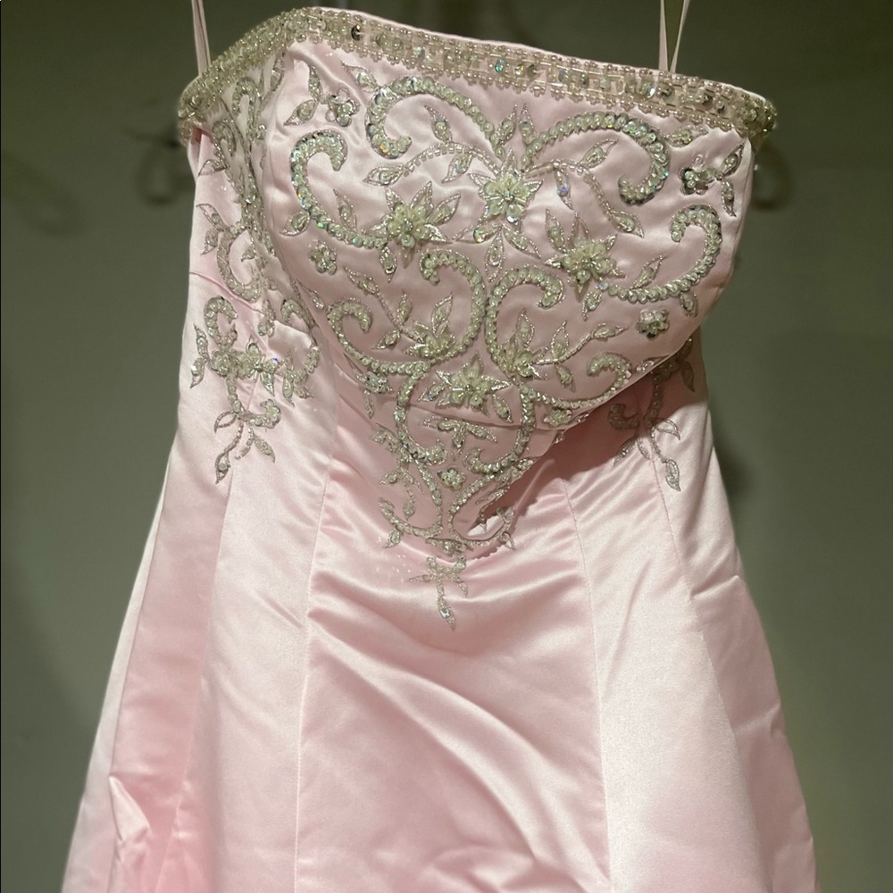 Soft lovely polyester pink prom gown with adjustable crossbow tie in the back